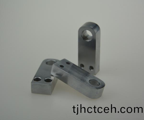 銑牀(chuang)在加工過程(cheng)中會遇到(dao)哪些(xie)安全(quan)問題